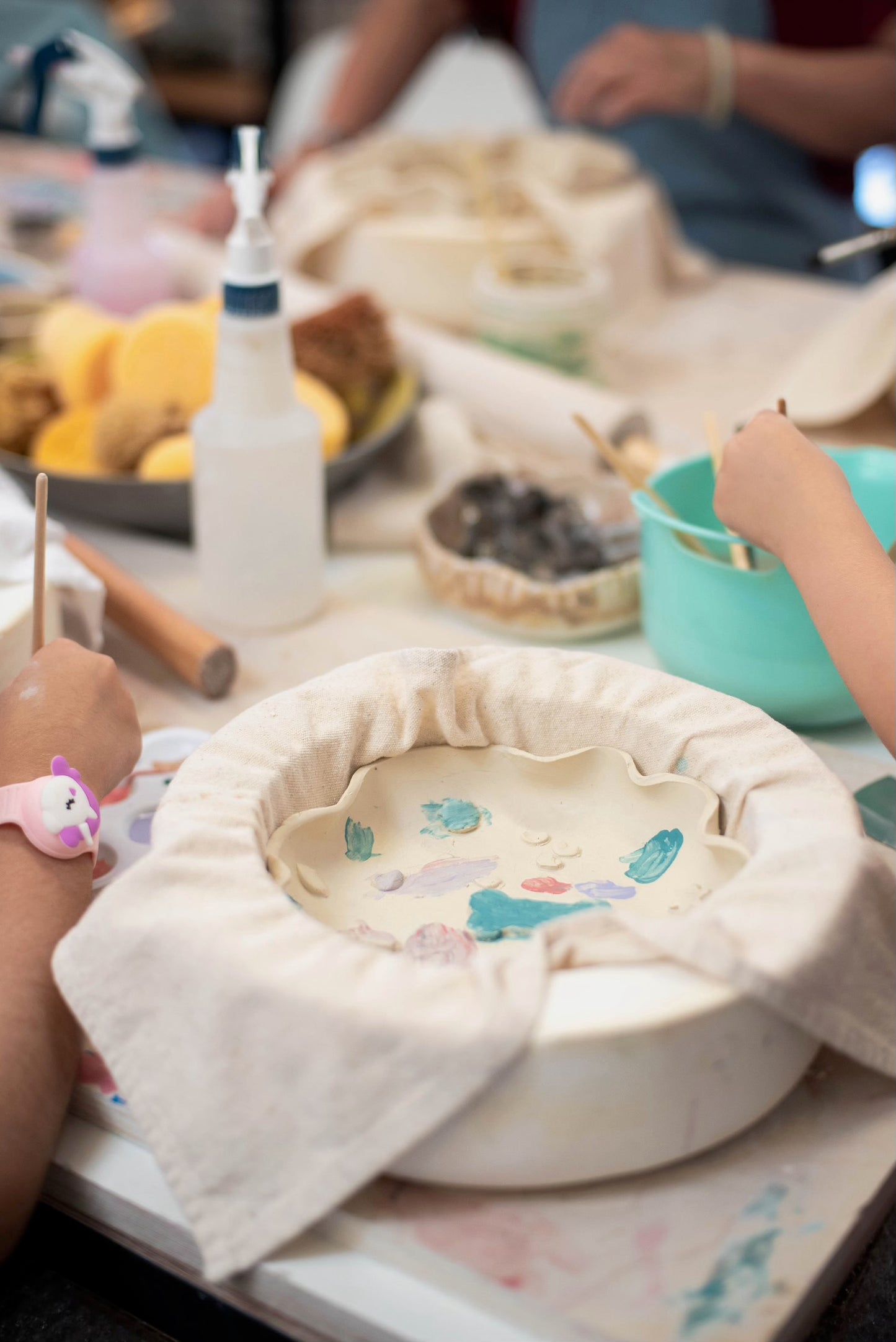Kids Handbuilding ( 4 Sessions )